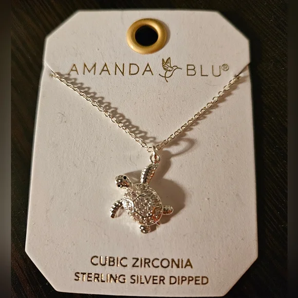 NWT Amanda Blu Turtle Necklace - Picture 2 of 4